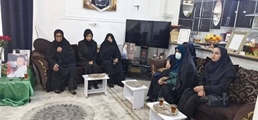 دیدار مسئولان داراب با خانواده شهید سجاد چرخنده به مناسبت روز دختر